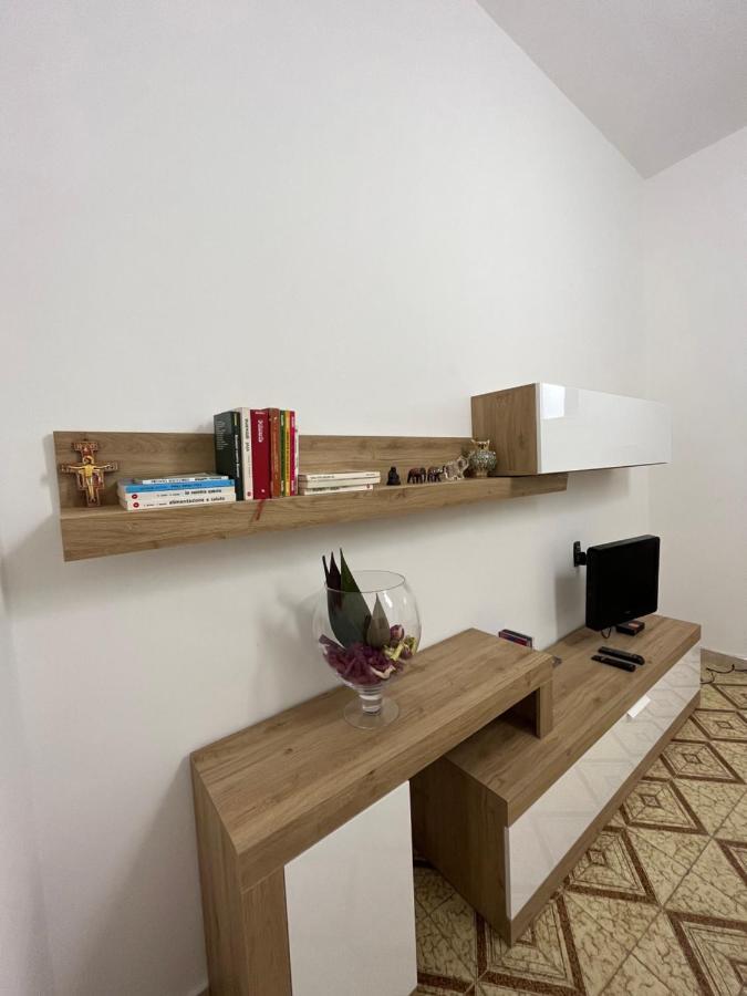 Casa Di Giovi Apartment กัลตาจีโรเน ภายนอก รูปภาพ