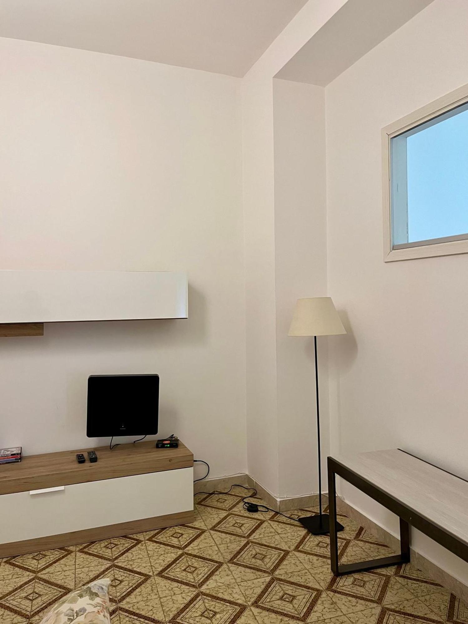 Casa Di Giovi Apartment กัลตาจีโรเน ภายนอก รูปภาพ