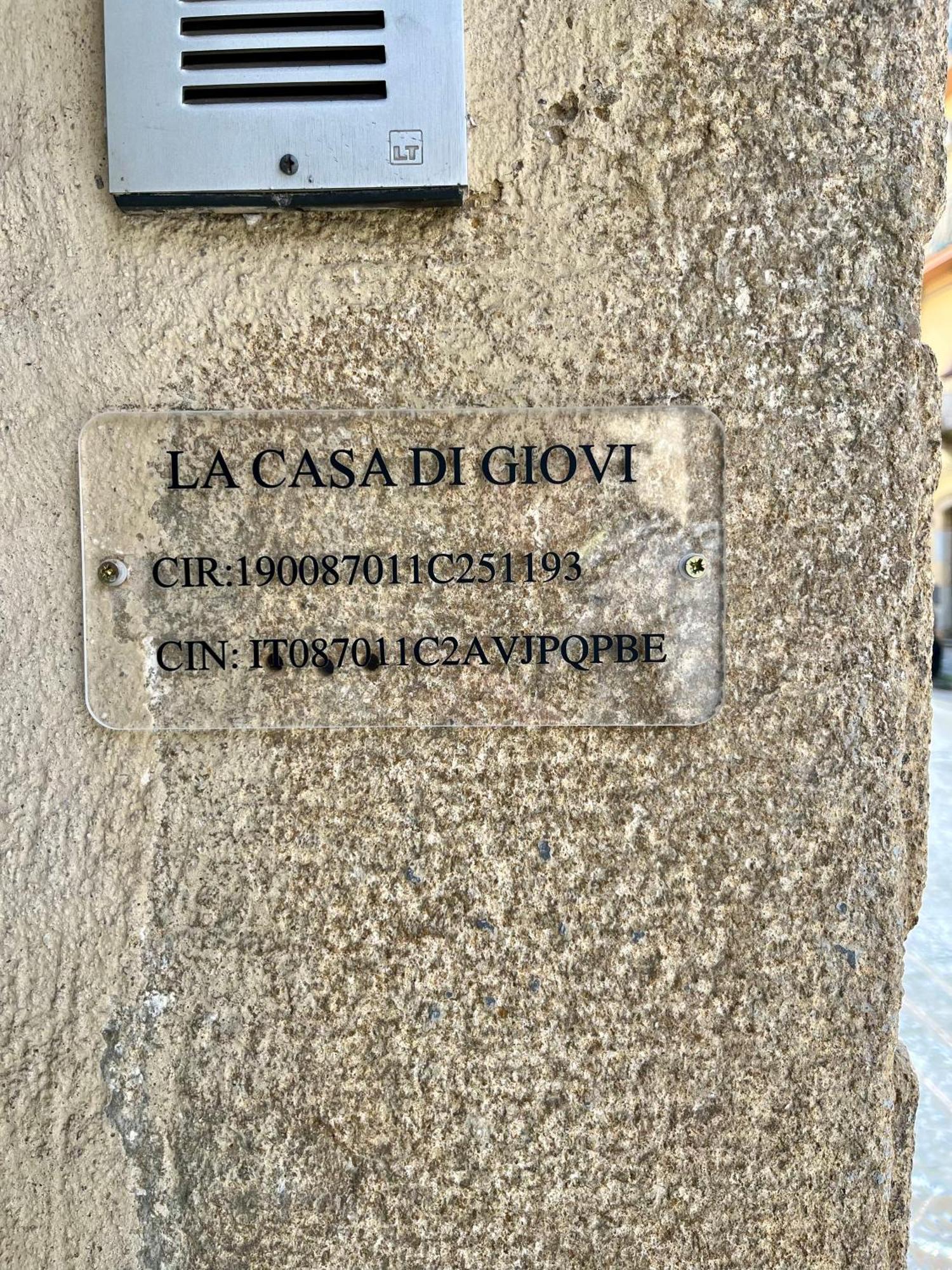 Casa Di Giovi Apartment กัลตาจีโรเน ภายนอก รูปภาพ
